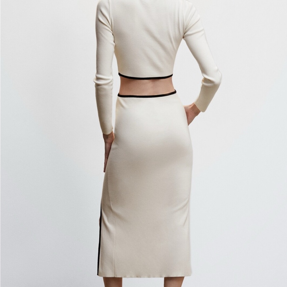Mango Cream and Black Sheath Dress with Cut Out and Slit - Picture 2 of 3